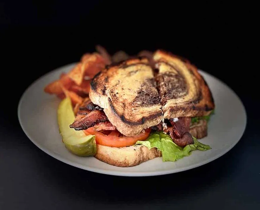 BLT