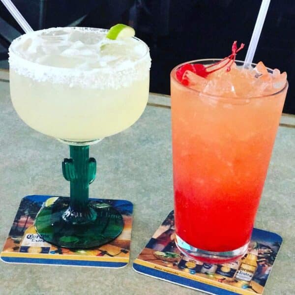 Craft cocktails at hurricane Hanks
